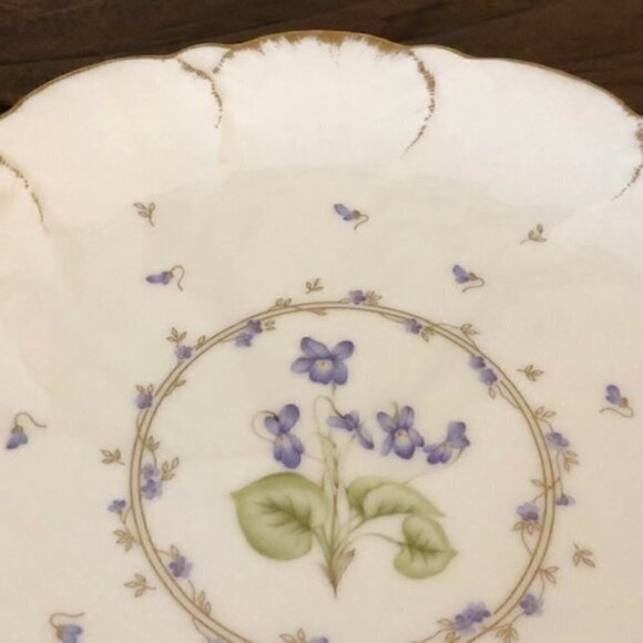 Mikasa Ivory Bone China Tender Violets Salad Plates Set of 2 - 7.5" - Picture 3 of 6